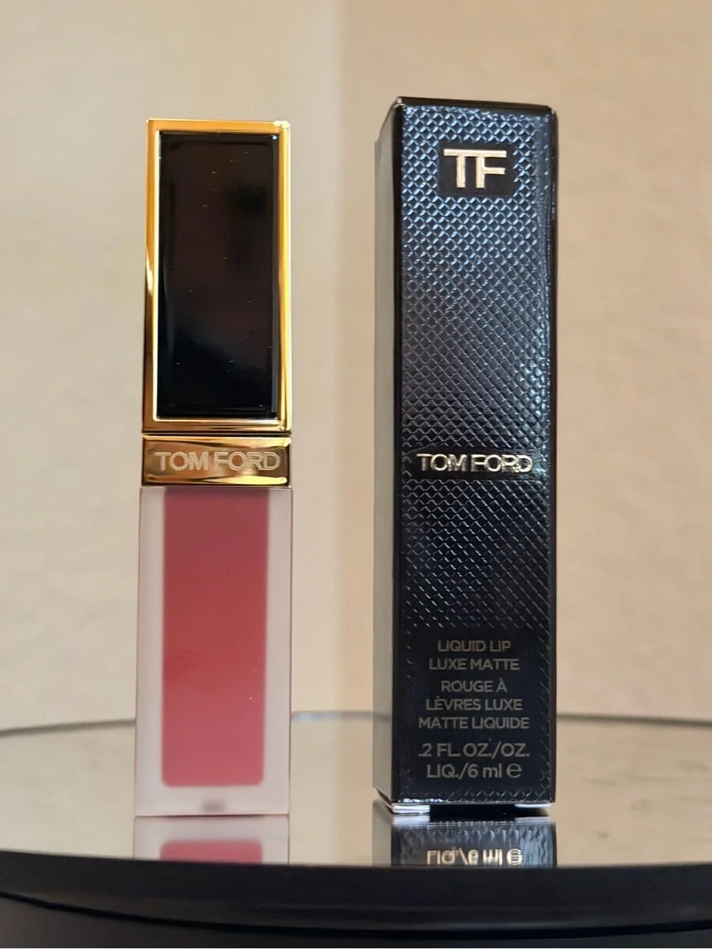 Smitten TOM FORD Liquid Lip Luxe Matte NIB